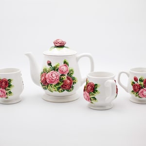 Vintage Tea / Coffee Set, Ceramic 3D Roses design, 3 Cups, 1 Tea Pot, Year 1970s'
