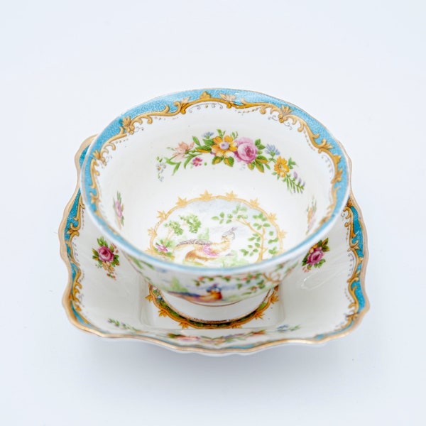 Vintage Royal Albert Bone China Porcelain Chelsea Bird Small Sugar Bowl and Saucer Made in England, Year 1960s'