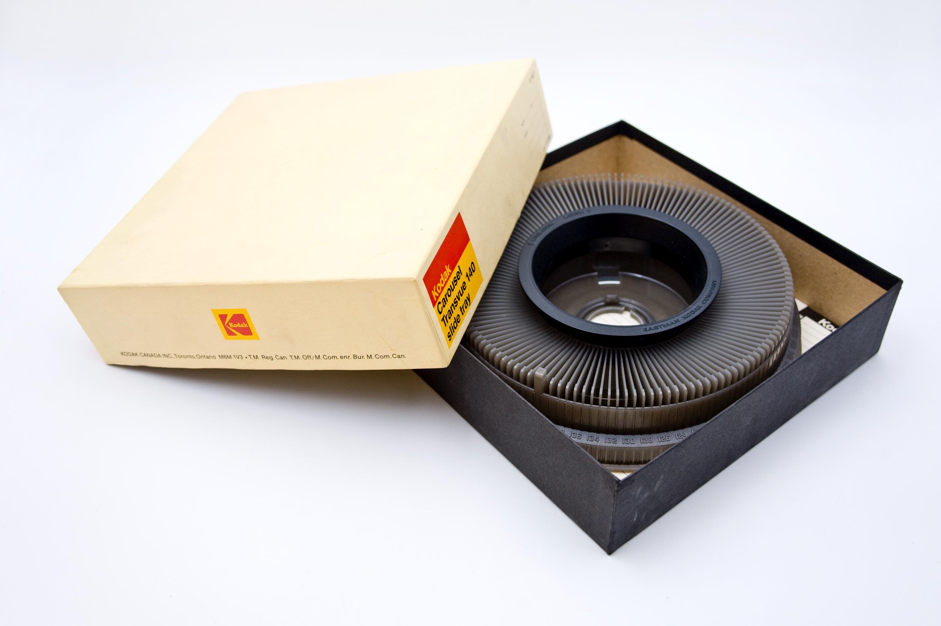 Vintage Kodak Carousel Transvue 140 Slide Tray / Chargeur