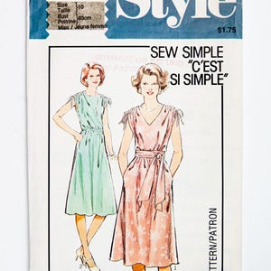 Style Sewing Pattern 2323, Vintage Pattern, Misses&#39; Dress, Easy to Sew, Size 10, CUT (complete), Year 1978