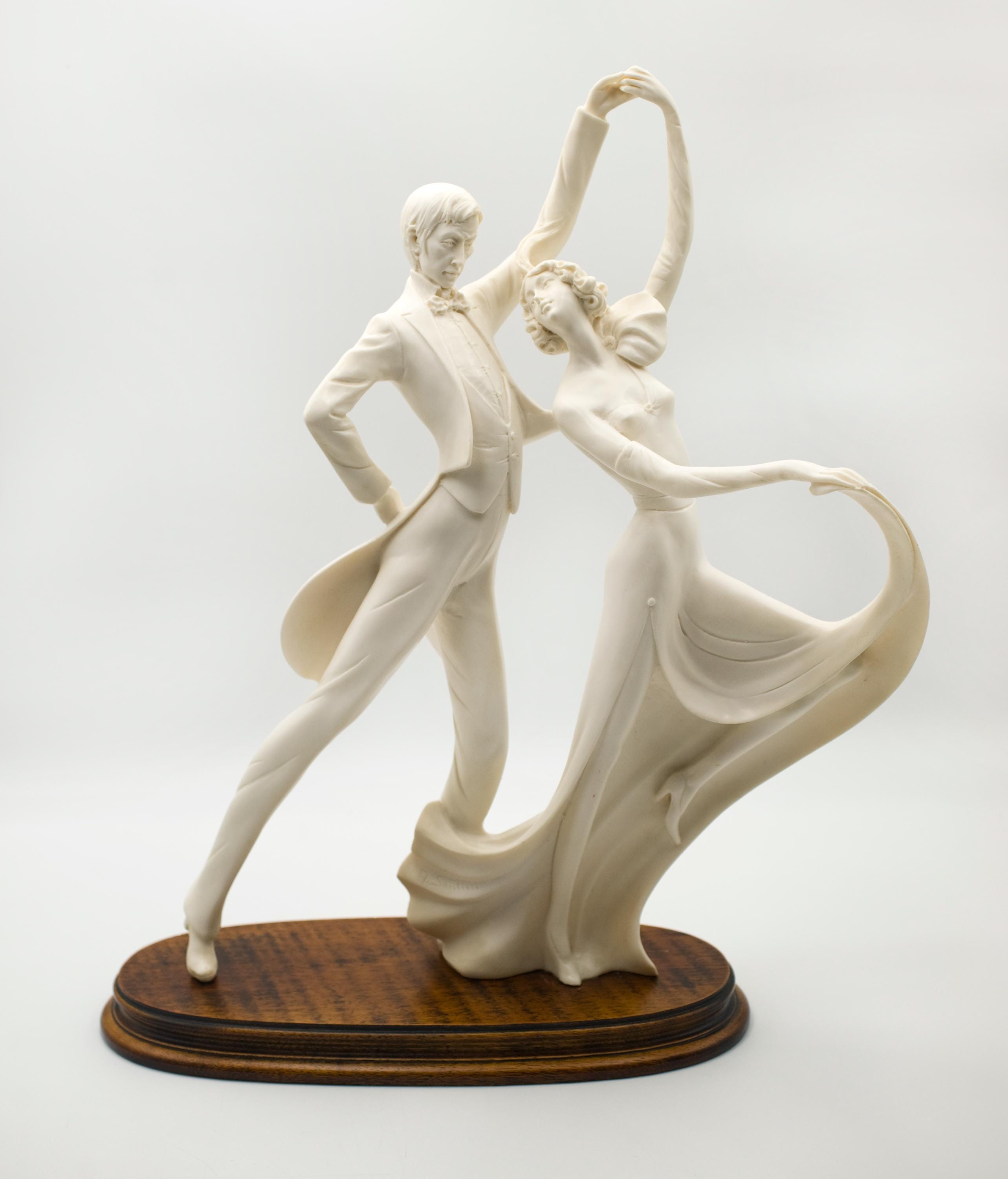 A santini sculpture - Etsy 日本