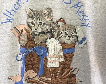 Camiseta vintage de los 90 con el gato "Cuando la vida se complica, la abuela lo soluciona" - Talla M