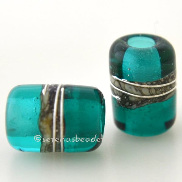 La paire de boucle d’oreille Tube Night Owl lampwork verre perle turquoise vert MINI - taneres argenté argent Ivoire et bien envelopper 10 x 8 mm