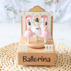 Caja de música de madera personalizada / Caja de música con nombre grabado / Regalo de bautizo de bebé / Caja de música personalizada / Bailarina