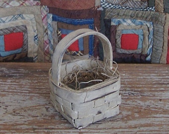 Painted Wood Easter Basket with 2 Eggs, Spring Farmhouse Cupboard Tuck, Tiered Tray Decor, Grungy White - READY TO SHIP