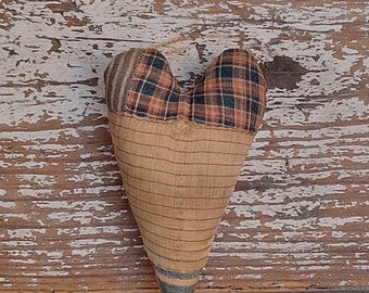 HANDMADE - Primitive Grungy Heart Bowl Filler made from Antique Quilt, Rustic Vintage Farmhouse #5