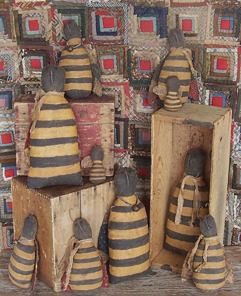Primitive Bee Doll Large Choice of ONE Bee Hand Painted Honey Bee, Cottagecore Farmhouse Bumblebee Decor Ready to Ship image 5