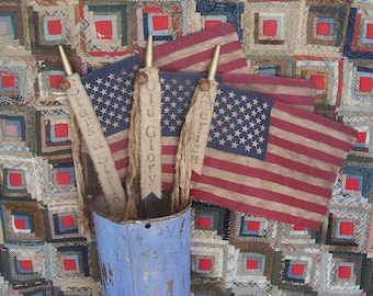 HANDMADE - Primitive American Flags, Grunged Americana Decor (set of 3)