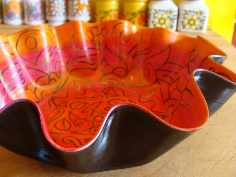 Orange and Pink Swirly Mandala Record Bowl Psychedelic Geometric Design Made from Recycled Vinyl Record image 2