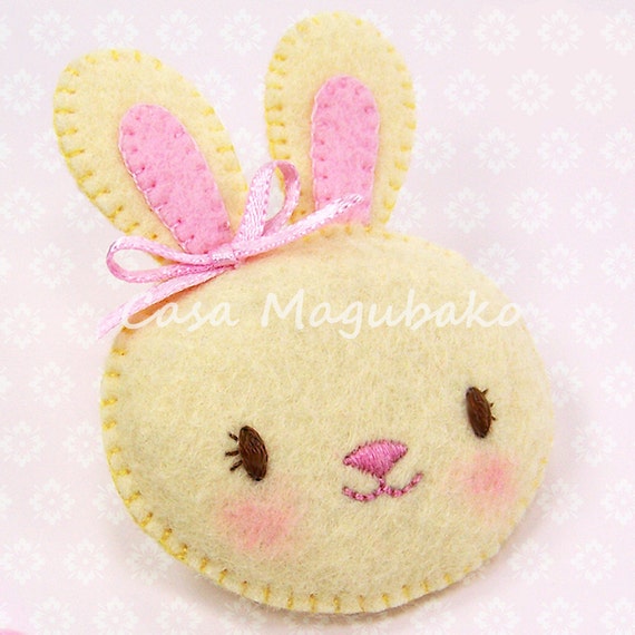 PDF Pattern - Bunny Brooch Felt Pattern - Felt Bunny Sewing Pattern - Hand Stitched Bunny Brooch - PDF File Instant Download