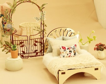 1:12 Dollhouse Mini Bed,  Miniature Furniture, Dollhouse Decoration Set, Dollhouse Art, DIY Doll House Decoration, Gift for Doll