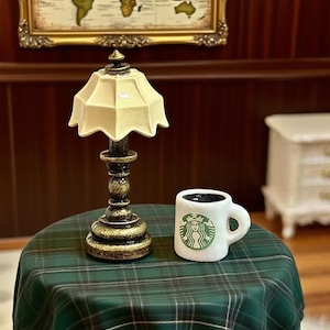 1:12 Maßstab Vintage Miniatur Tischlampe, Puppenhaus Möbel Beleuchtung, kleine Lampe für Puppenhaus Dekor, Geschenk für Mini Sammler