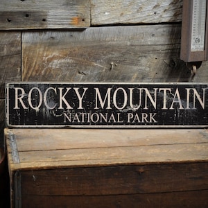 Custom National Park Sign, Park Lovers, Nation Park Signs, Sign For Outdoors - Primitive Rustic Hand Made Vintage Wooden Decoration Signs