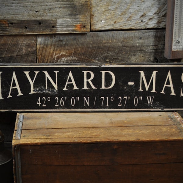 Placa personalizada de latitude e longitude de cidade/estado - Decorações rústicas de madeira feitas à mão