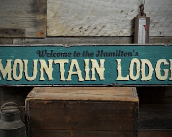 Family Mountain Lodge Wood Sign, Personalized Welcome Last Name Ski Lover Lodge Decor - Rustic Hand Made Vintage Wooden Sign Decor