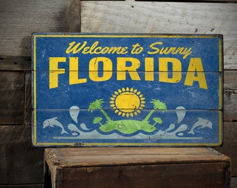 Welcome To Florida Sign, State Of Florida, Florida Beach Sign, Beach House Decor, Florida Gifts, Aged Wood Sign - Handmade Wooden Sign