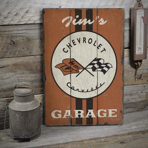Corvette Garagenschild, Garage Chevy Schild, Chevy Liebhaber Holzgeschenk, Chevy Dekor, Holzautoschild - rustikales handgemachtes Vintage Holzdekor
