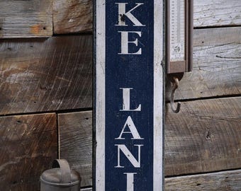 Pionowy znak jeziora, niestandardowy znak jeziora, znak jeziora z drewna, znak jeziora z drewna, rustykalny znak jeziora, znak jeziora - rustykalny ręcznie robiony drewniany znak dekoracyjny