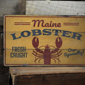 Maine Lobster Sign, Lobster House Sign, Maine Seafood Sign, Antique Look Sign, Fresh Lobster Sign, Retro Lobster Sign - Old Wooden Sign