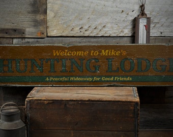 Welcome Hunting Lodge Wood Sign, Personalized Hunter Name HIdeway Gift, Man Cave Decor - Rustic Hand Made Vintage Wooden Sign Decor