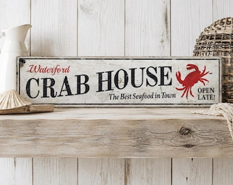 Tabliczka z napisem „Crab House” | Spersonalizowana tabliczka z imieniem z drewna, rustykalna dekoracja ścienna do kuchni w stylu nadmorskim z owocami morza, tabliczka z napisem „Beach House”