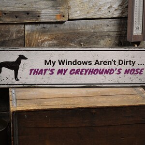 Greyhound-skylt, rolig noskonst rustik trähunddekoration, vintage väggbonad för mudroomkök, hundmammapresentidé bild 7