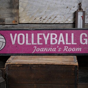 Volleyball Girl Wood Sign, Volleyball Lover, Volleyball Player, Volleyball Decor, Custom Girl Gift, Vintage Handmade Wood Sign
