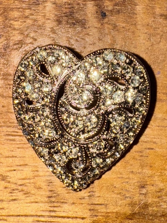 Vintage Hedy Heart Shaped Brooch With Rhinestones 