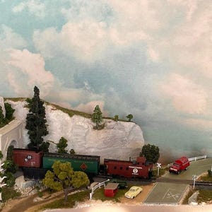 Model Train Layout N scale Diorama Display Case