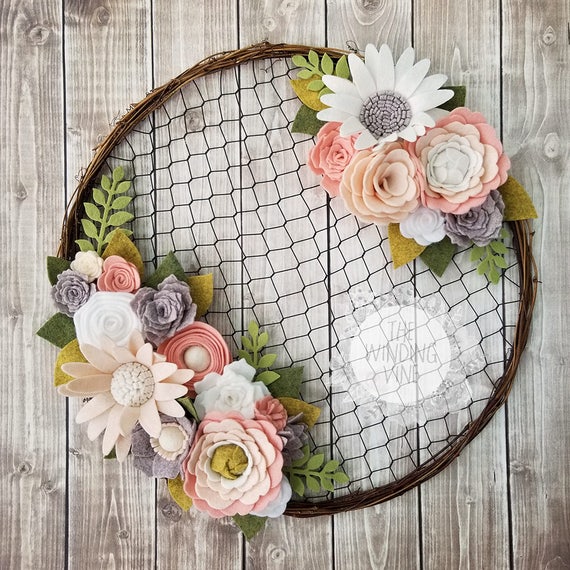 Felt Flower Wreath / Chicken Wire Wreath / Rustic Wedding / Rustic Decor /  Boho Decor / Boho Wreath / Blush Wedding / Farmhouse Decor 