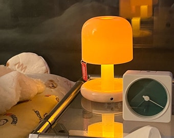 Mini lámpara de seta de escritorio - Lámpara de puesta de sol Luz nocturna Lámpara de seta LED recargable por USB Decoración del hogar