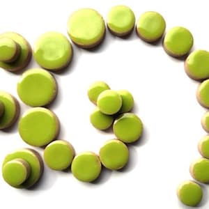 25 Tiles - Kiwi Green Round Ceramic Mosaic Tile Pieces - Mixed Sizes -  Mosaic Supplies -  Mixed Media Art