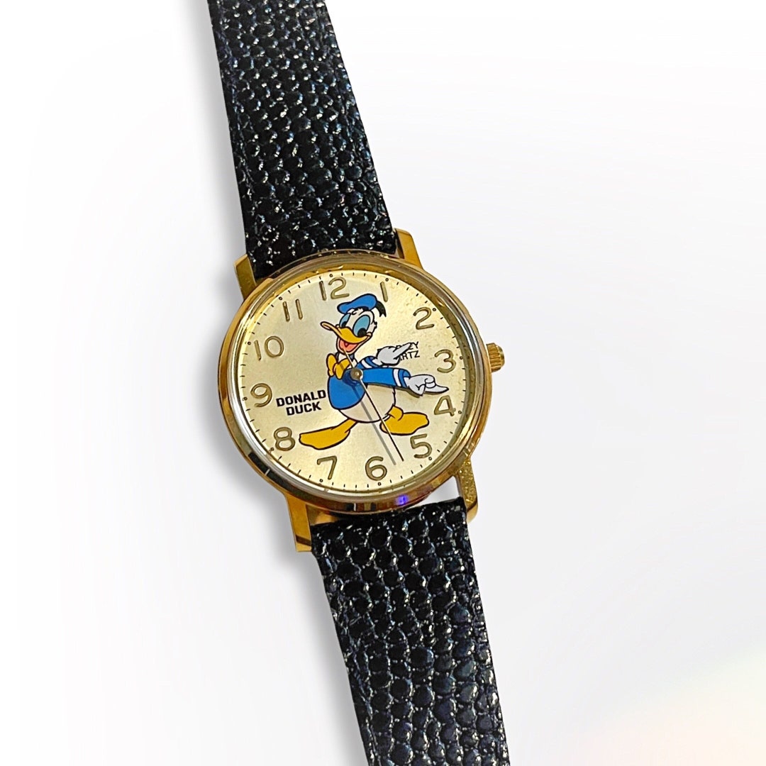 Disney Donald Duck 腕時計　電池切れ Disney Donald Duck 腕時計 電池切れ Amazon.com: Disney Adult