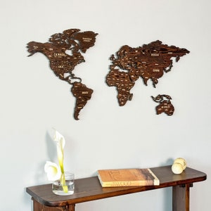 Carte du monde en bois sur métal pour mur Pays 3D Souvenir de voyage Grand art mural Décoration de bureau à domicile Cadeau 5e anniversaire