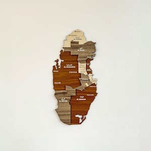 Katar Map Wandkunst aus Holz mit Pins Doha Reise Souvenir 3D Home Office Dekor 5th Jubiläumsgeschenk