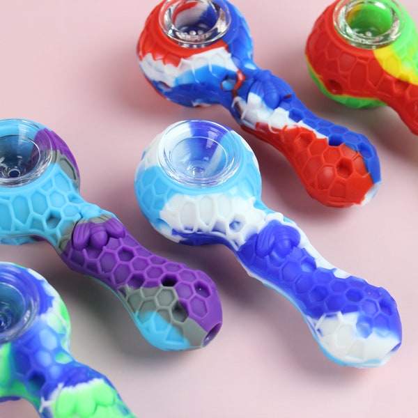 Honeycomb Design Silicone Pipe - Handmade Smoking Pipe - LIMITED TIME DISCOUNT