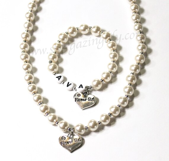 Personalized Flower Girl Necklace Bracelet Set, Little girl jewelry. big sister, little sister, Middle sister, Cousin, Best Friend, Princess
