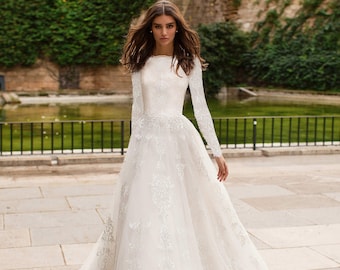Elegara - Modest Wedding Dress / Bridal Gown