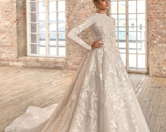 SALE: 850USD ONLY! Best-selling Modest Wedding Dress / Bridal Gown! Serenara by Unique Modest Bridal