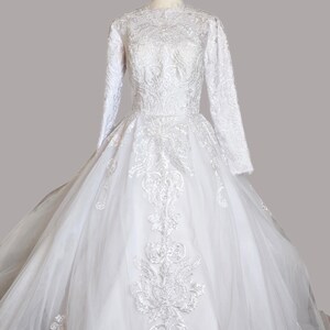 Timelessa - Elegant Modest Wedding Dress / Bridal Gown image 8