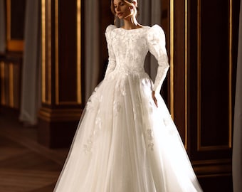 Elegant Modest Wedding Dress / Bridal Gown