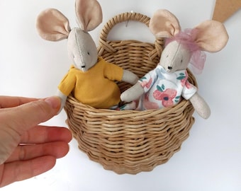 Cestino da appendere alla parete in vimini: organizer per la cameretta dei bambini, contenitore per la cameretta dei bambini