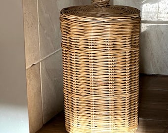 Wicker Toilet Paper Holder with Lid: Bathroom Storage Basket