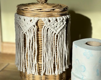 Wicker Toilet Paper Storage Basket with Macrame Garland