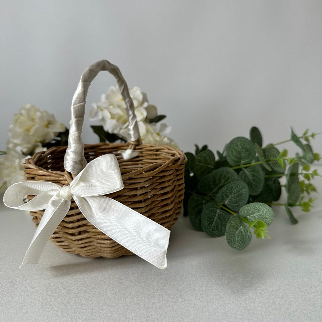 Flower Girl Basket With Handle and Ribbon Bow Round White Rustic ...