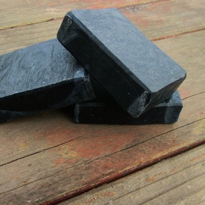 Biologische zeep met actieve kool COAL FACE-handgemaakte zeep-palmvrije zeep