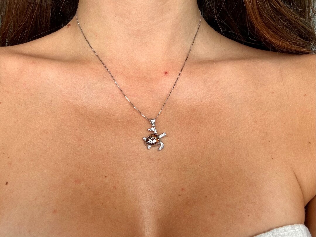 Sterling Silver Hawaiian Koa Wood Engraved Honu In Circle Pendant - Hilo Hattie - Foto 9