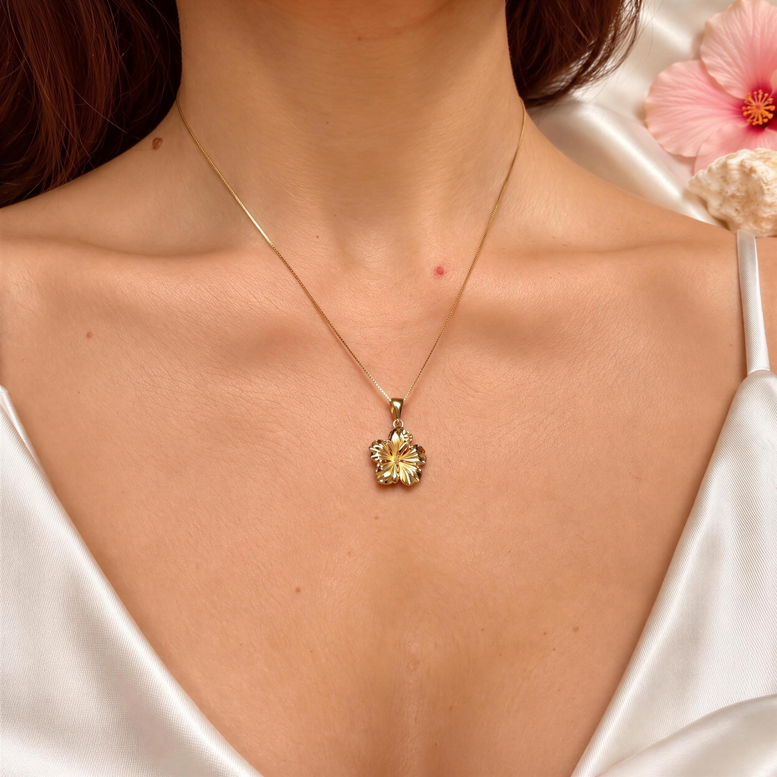 Hawaiian Hibiscus Flower Elegant Necklace - Gift for Her