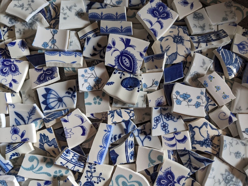 Mosaic Tiles Broken Plate Hand Cut Blue White Mix Vintage Flower zdjęcie 5