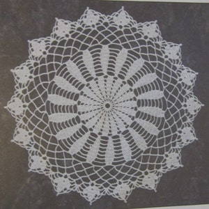 Vintage Cotton Doily Pattern, Daisy, Crochet DIY Doilies, 16&quot; Circle, PDF File Download